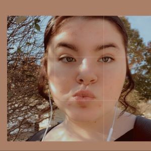 Meet your Posher, Hannah